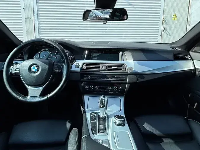 BMW Seria 5 F10/F11/F07 520d Aut. Luxury Line