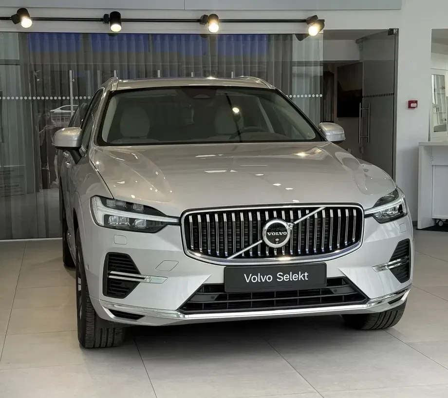 Volvo XC 60 T8 AWD AT PHEV Plus Bright — imagine 3