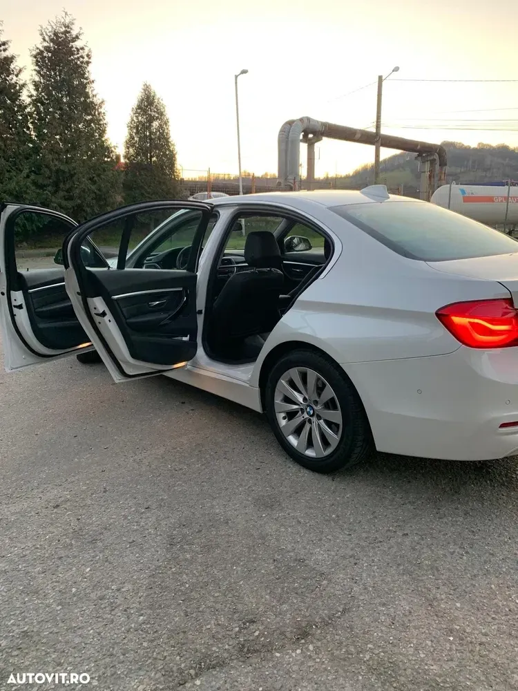 BMW Seria 3 320d xDrive AT Luxury Line — imagine 5
