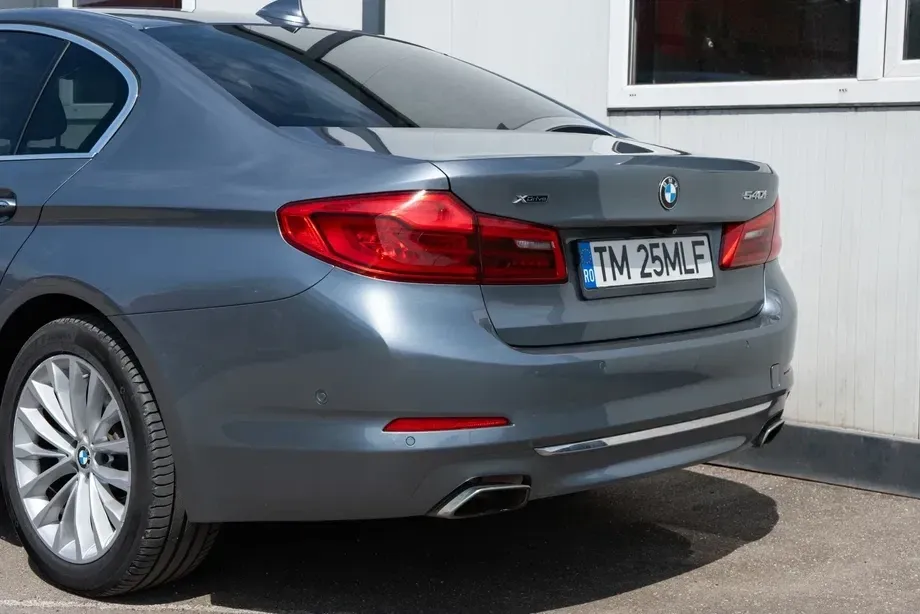 BMW Seria 5 — imagine 5