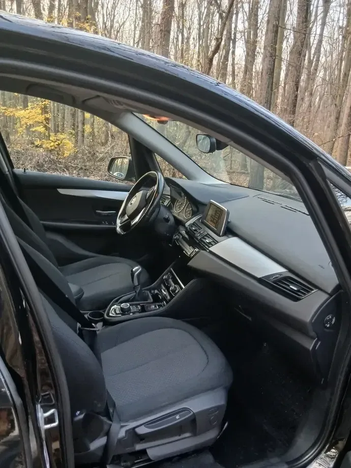 BMW Seria 2 214d Advantage — imagine 5