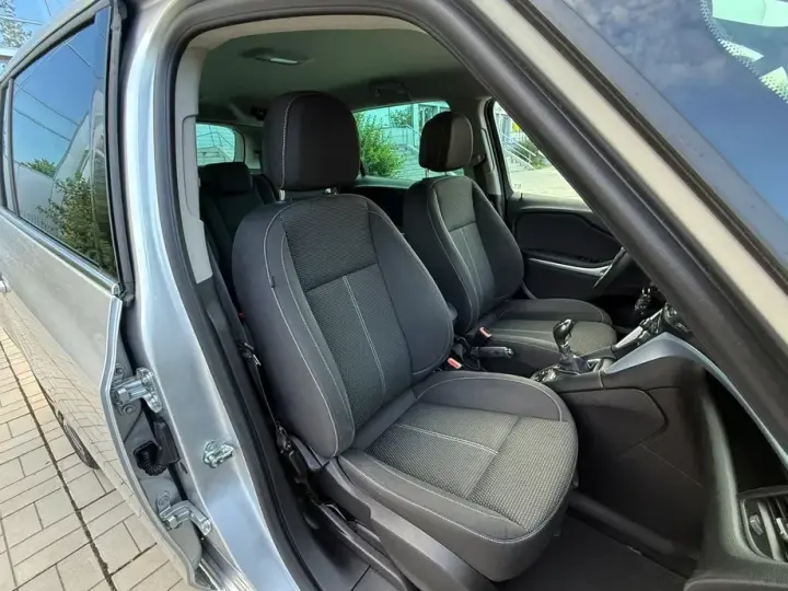 Opel Zafira C [2011 - Prezent 1.6 CDTI ECOTEC Start/Stop Edition