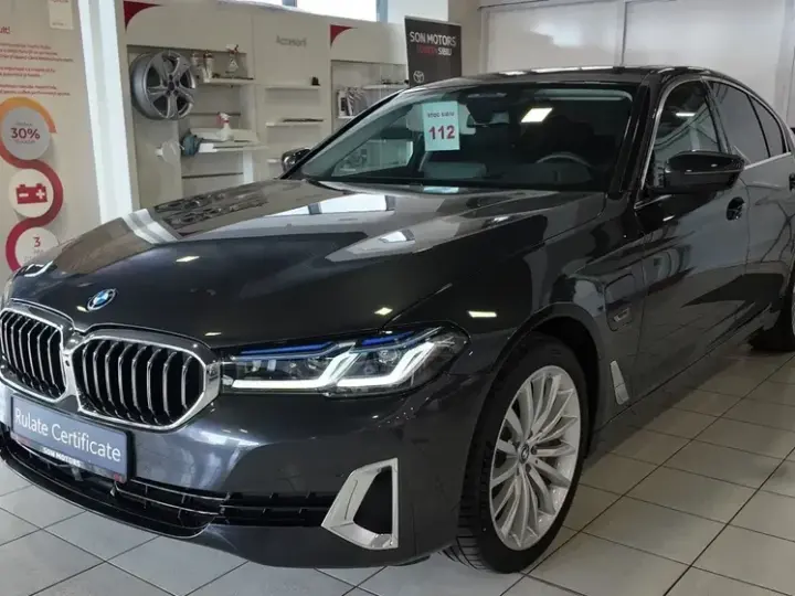 BMW Seria 5 G30/G31 530e xDrive Aut. Luxury Line