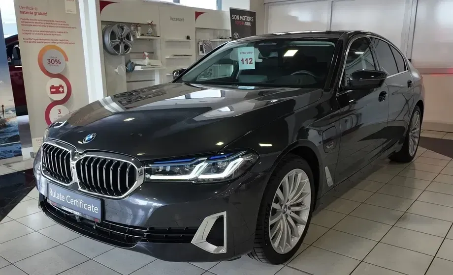 BMW Seria 5 G30/G31 530e xDrive Aut. Luxury Line — imagine 3