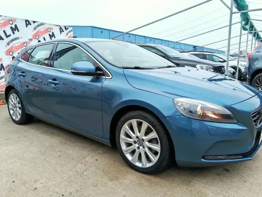 Volvo V40 D2 ECO Summum — imagine 5