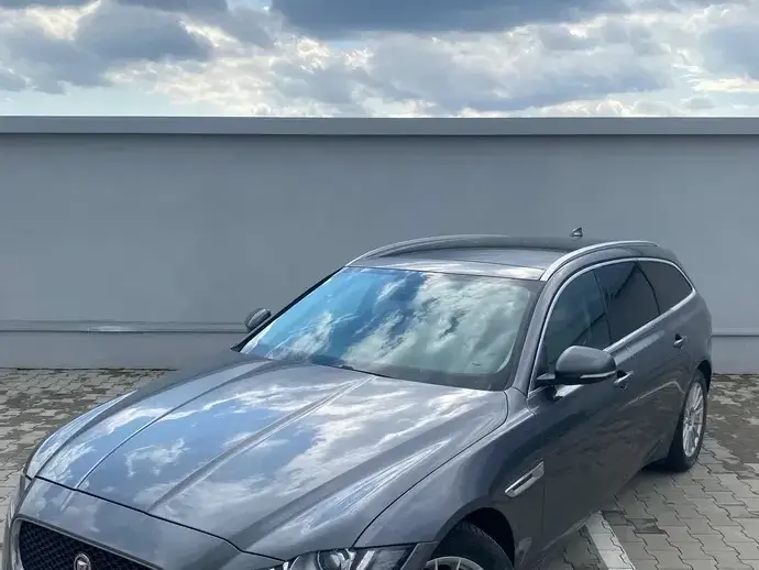 Jaguar XF 20d RWD E-Performance Prestige