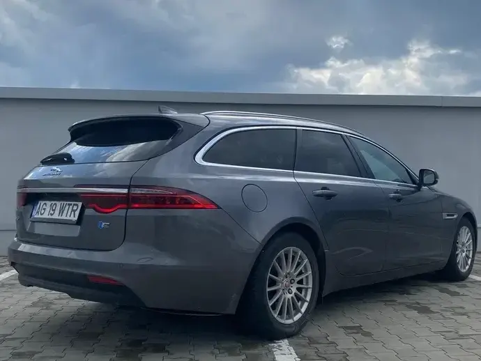 Jaguar XF 20d RWD E-Performance Prestige