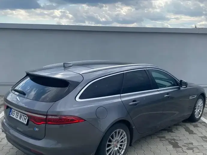 Jaguar XF 20d RWD E-Performance Prestige