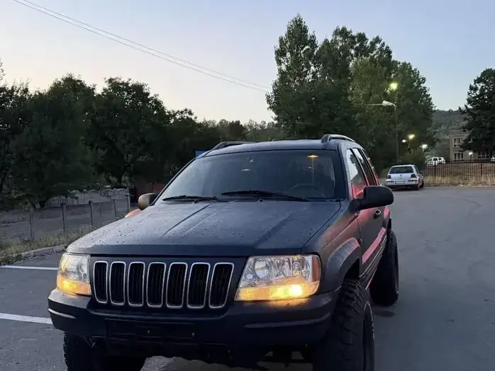 Jeep Grand Cherokee