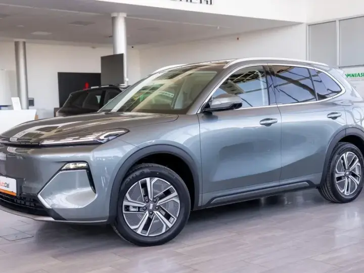 Geely Starray EM-i