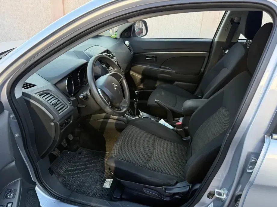 Mitsubishi ASX 1.6 Litre DI-D 4X4 Invite — imagine 5