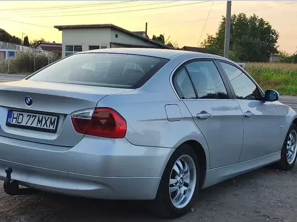 BMW Seria 3 E90/E91/E92/E93 325xi