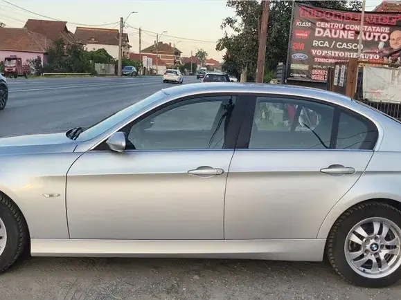BMW Seria 3 E90/E91/E92/E93 325xi