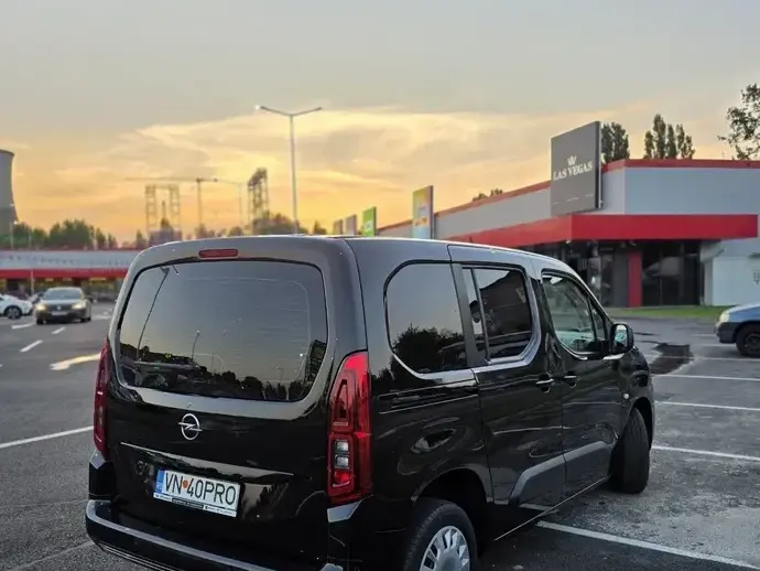 Opel Combo 1.5 L1H1 Start/Stop Elegance sarcina utila marita