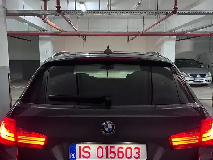 BMW Seria 5 F10/F11/F07 520d Aut. Luxury Line