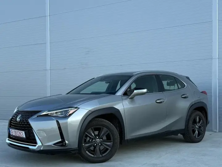 Lexus UX 250h FWD Business