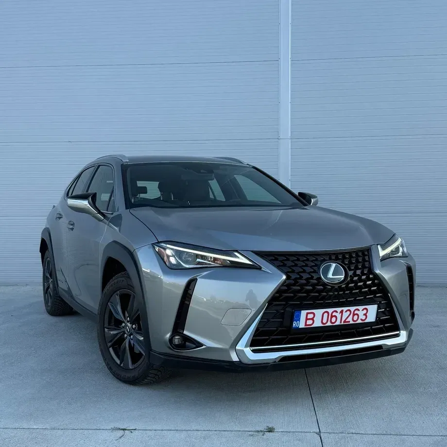 Lexus UX 250h FWD Business — imagine 3