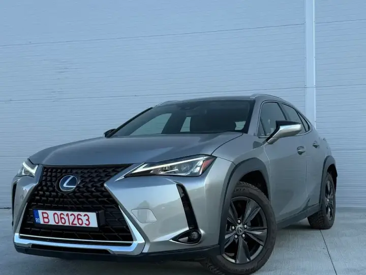 Lexus UX 250h FWD Business