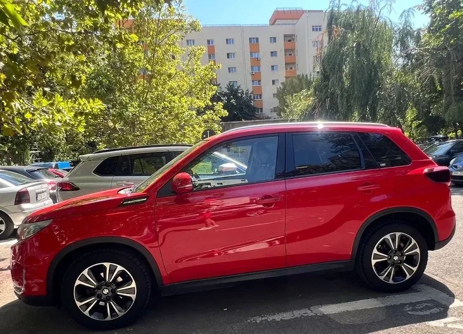 Suzuki Vitara IV 1.4 Luxus Aut. — imagine 5