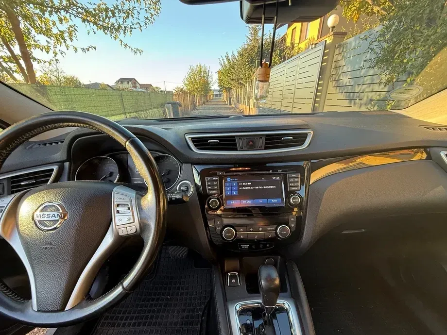 Nissan Qashqai II 1.6 DCI Start/Stop X-TRONIC Tekna — imagine 5