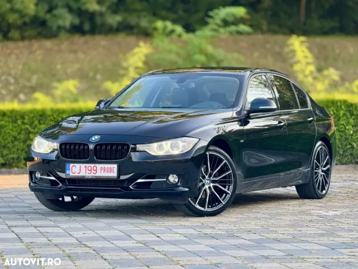 BMW Seria 3 320i Aut.