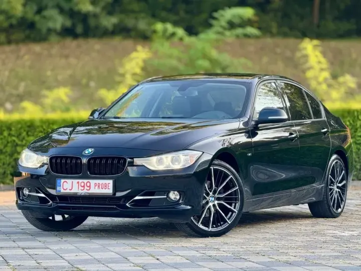 BMW Seria 3 320i Aut.
