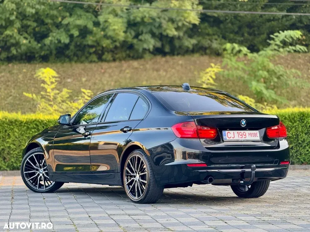 BMW Seria 3 320i Aut. — imagine 3