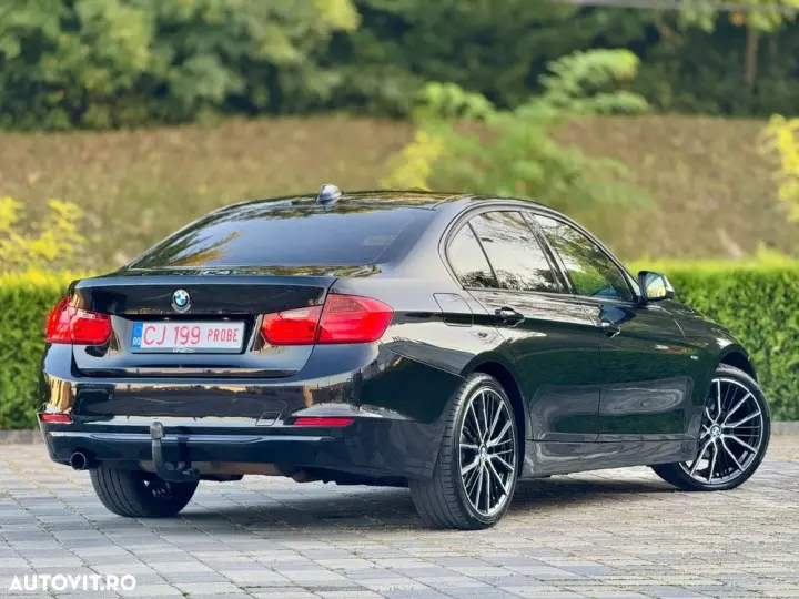 BMW Seria 3 320i Aut.