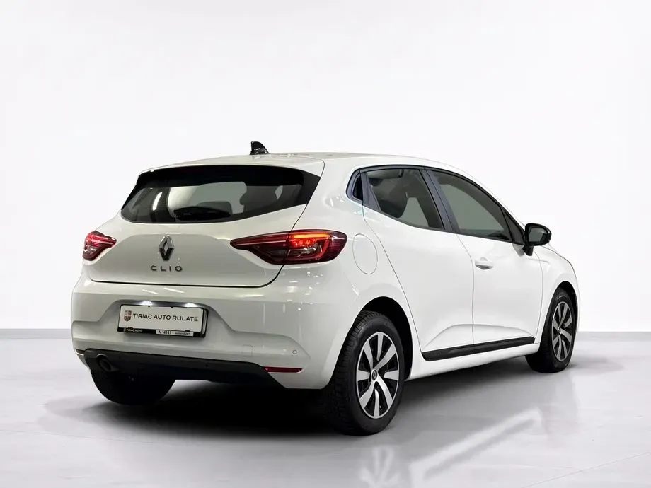 Renault Clio — imagine 5