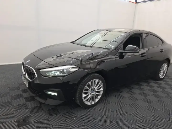 BMW Seria 2 218d AT