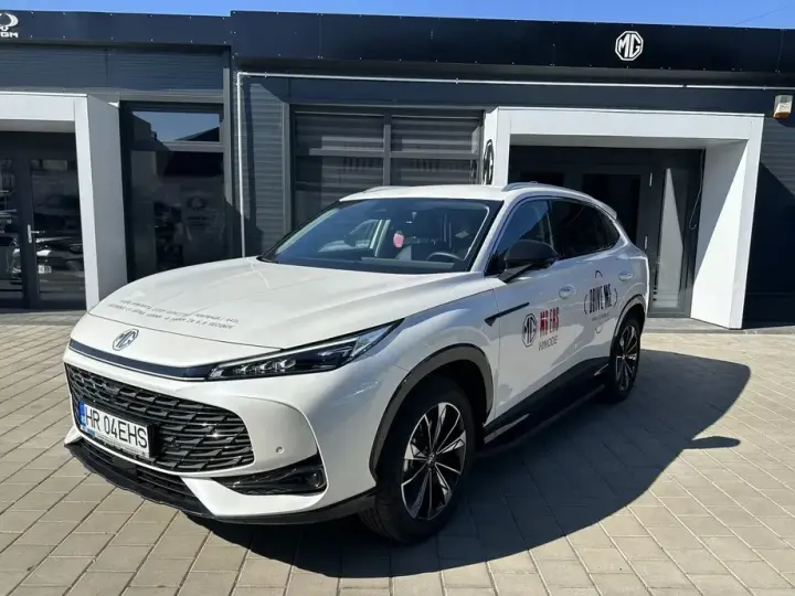 MG EHS 1.5T-GDI Luxury