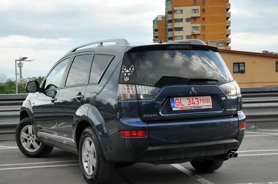 Mitsubishi Outlander II — imagine 3