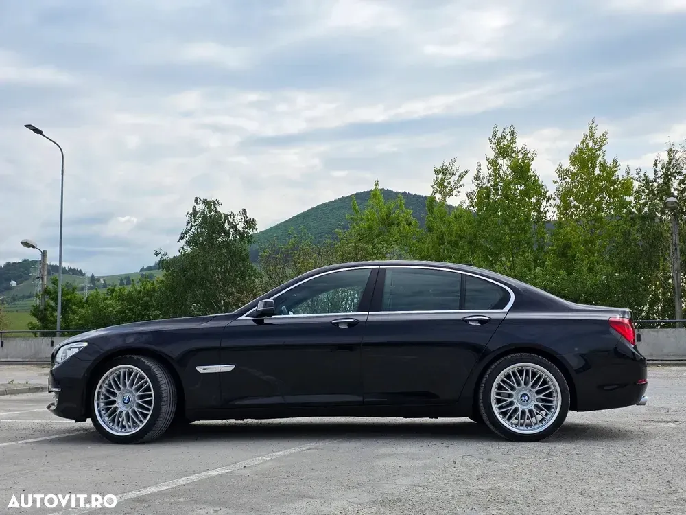 BMW Seria 7 F01/F02 [2008 - 2015] 730d — imagine 6