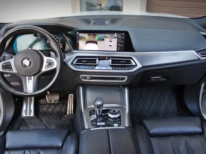 BMW X6 G06 xDrive40i