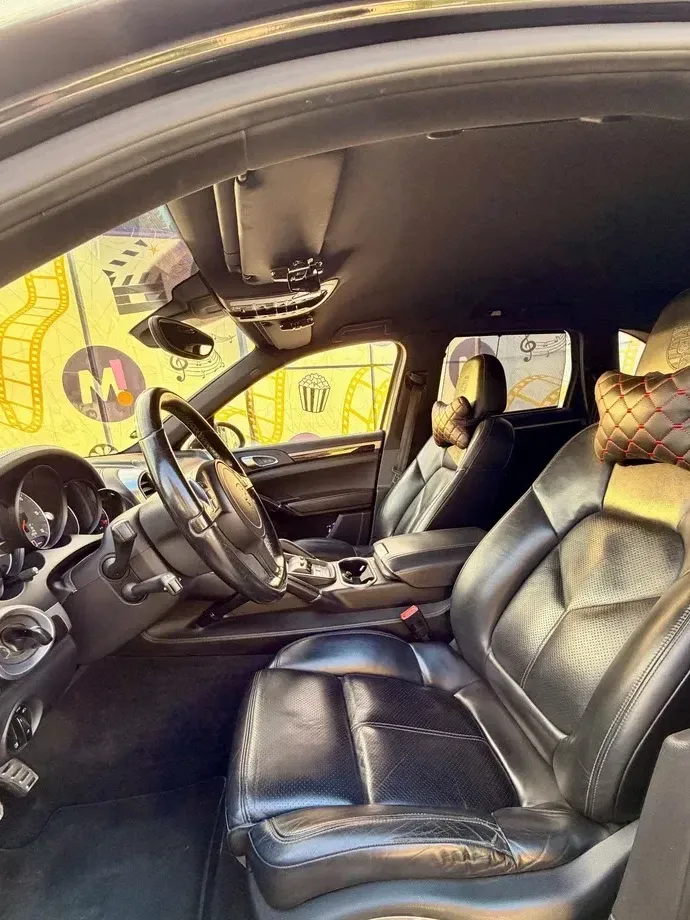 Porsche Cayenne — imagine 4