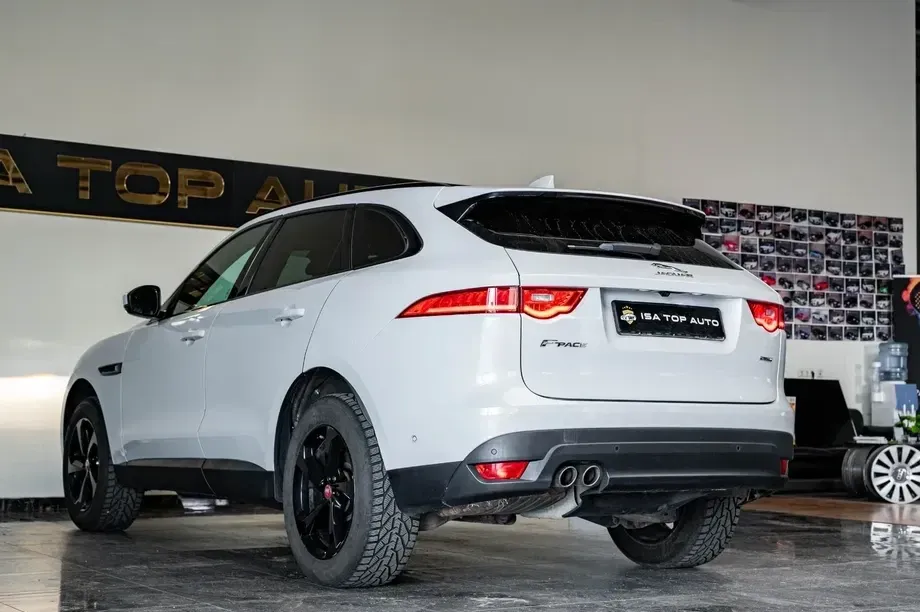 Jaguar F-Pace 20d AWD Aut. Prestige — imagine 4