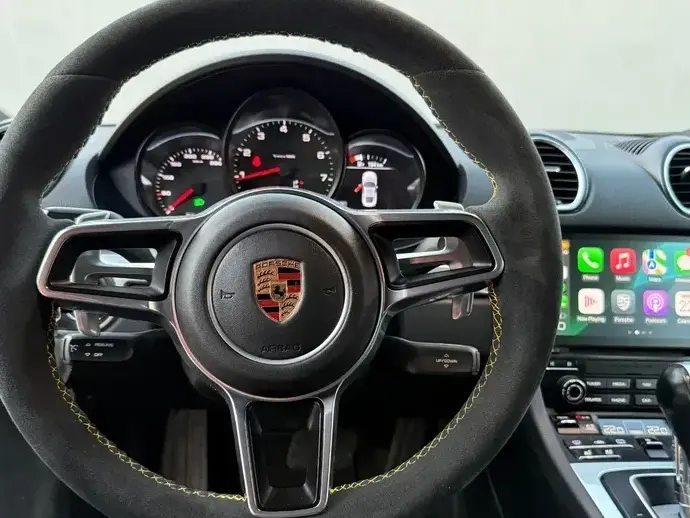 Porsche Cayman 718 PDK