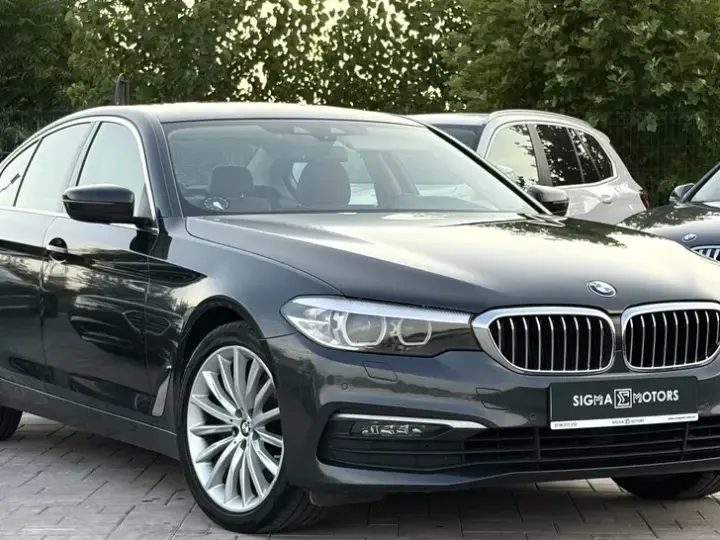 BMW Seria 5 G30/G31 520i Aut.