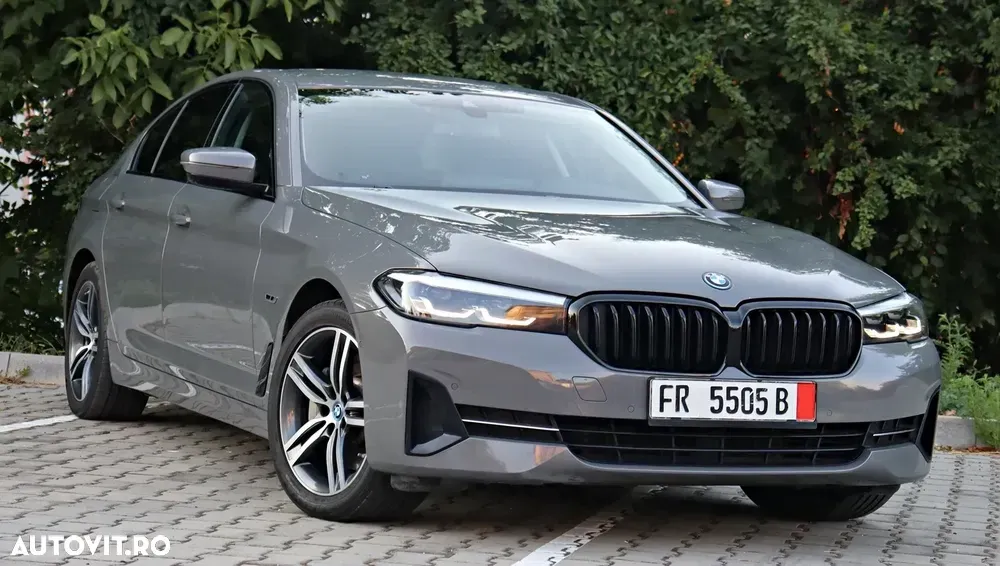 BMW Seria 5 G30/G31 [2017 - Prezent] 520e AT PHEV — imagine 2