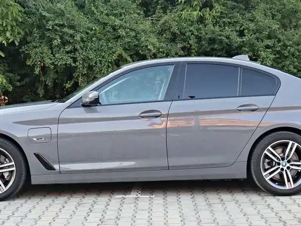 BMW Seria 5 G30/G31 [2017 - Prezent] 520e AT PHEV