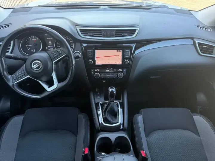 Nissan Qashqai II 1.3 DIG-T MHEV Xtronic N-Connecta