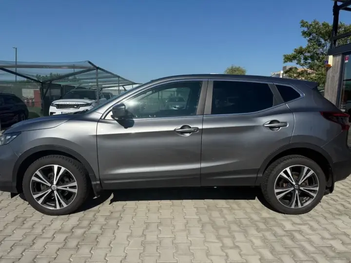 Nissan Qashqai II 1.3 DIG-T MHEV Xtronic N-Connecta