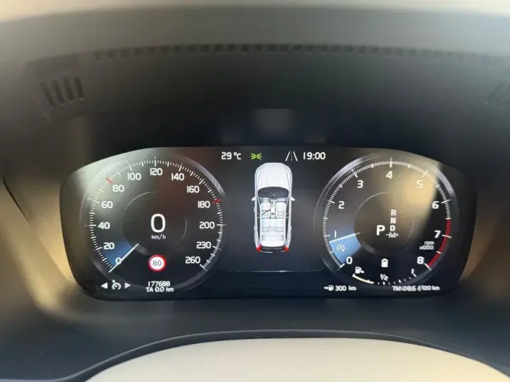 Volvo XC 60 II B4 B Geartronic Momentum