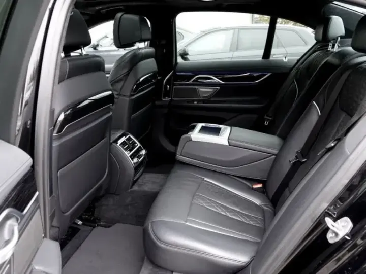 BMW Seria 7 G11/G12
