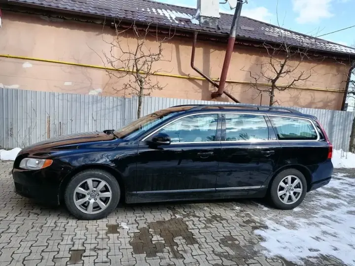 Volvo V70 III 2.5T Aut. Momentum