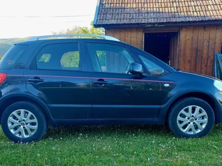 FIAT Sedici