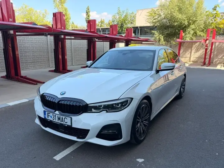 BMW Seria 3 G20/G21 320d xDrive AT MHEV