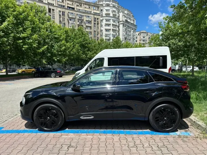 Citroën C4 1.2 PureTech S&S EAT8 Shine