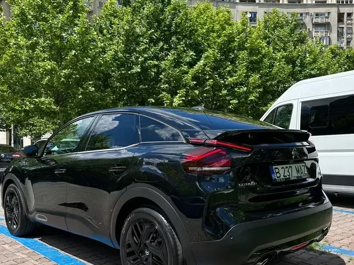 Citroën C4 1.2 PureTech S&S EAT8 Shine