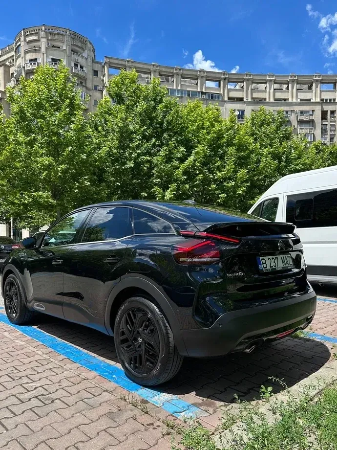 Citroën C4 1.2 PureTech S&S EAT8 Shine — imagine 6
